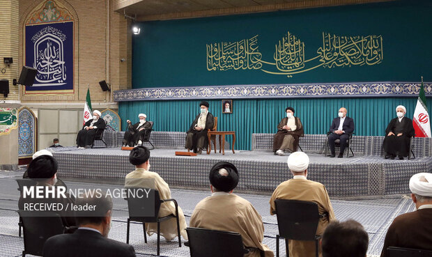 Leader's meeting with Islamic Unity Conf.'s guests