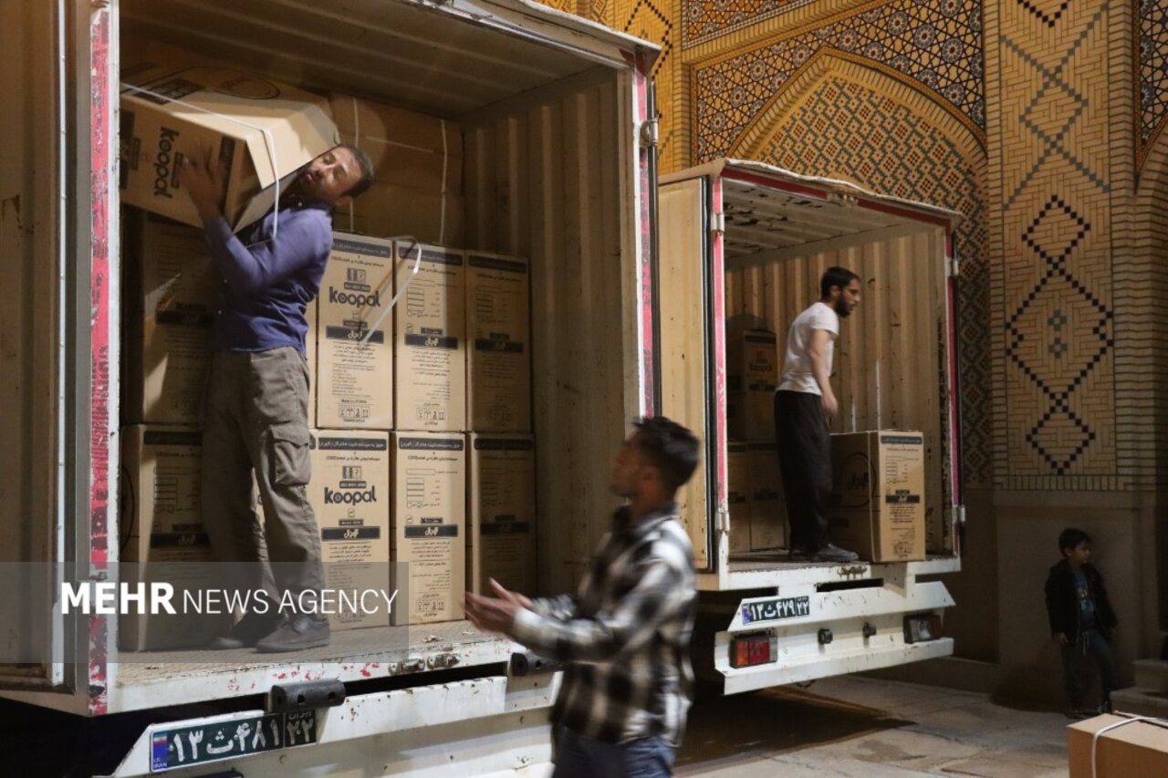 «گرمای محبت» جهادی‌ها در خانه های محرومان شیراز