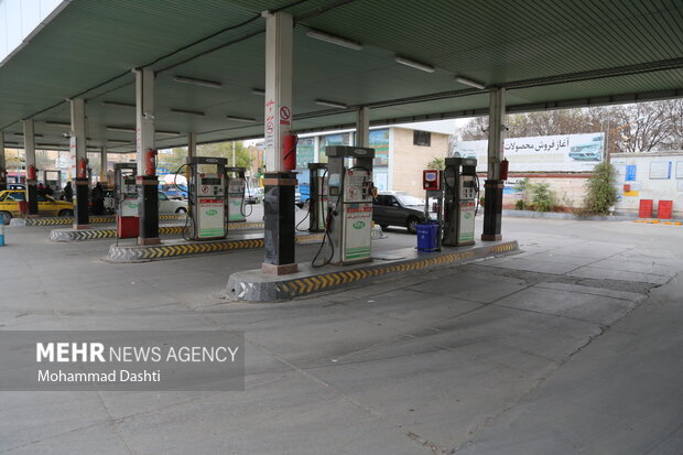 وضعیت پمپ های بنزین بعد از اختلال در توزیع سوخت - اردبیل