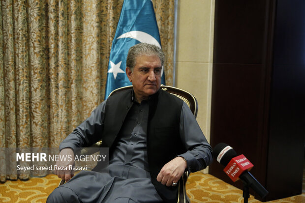 گفتگوی روزنامه سردبیر روزنامه تهران تایمز و با وزیر امور خارجه پاکستان