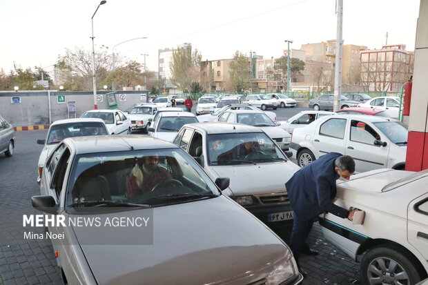 بازگشت پمپ بنزین‌های تبریز به شرایط عادی