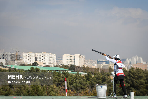 Clay pigeon shooting competition in Tehran
