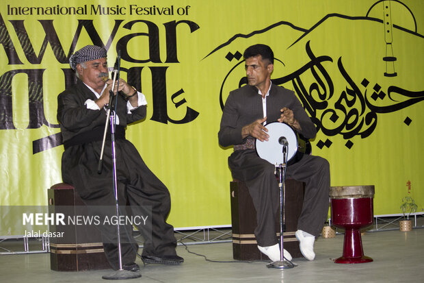 جشنواره بین‌المللی تکنوازی «ئاویه‌ر» در سنندج برگزار شد