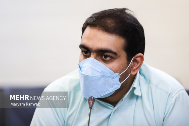 رضایی مسئول برگزاری المپیاد سواد رسانه ای در نشست هفته ملی کودک و نوجوان در خبرگزاری مهر حضور دارد