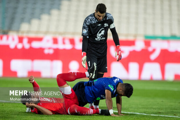 Esteghlal 1-0 Tractor: IPL