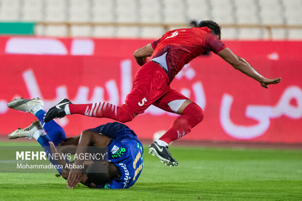 Esteghlal 1-0 Tractor: IPL