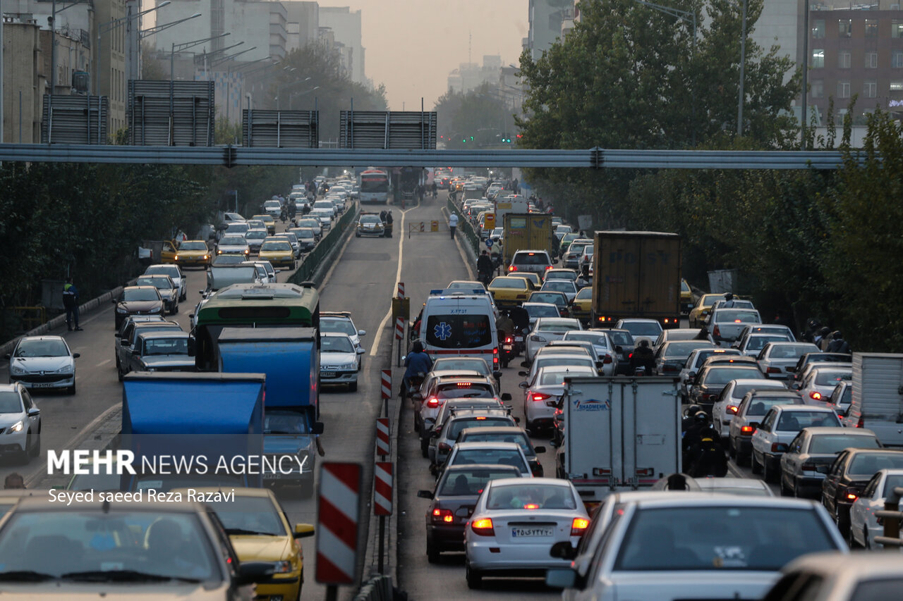 تشریح وضعیت ترافیکی معابر اصلی تهران/پرترافیک ترین خیابان ها