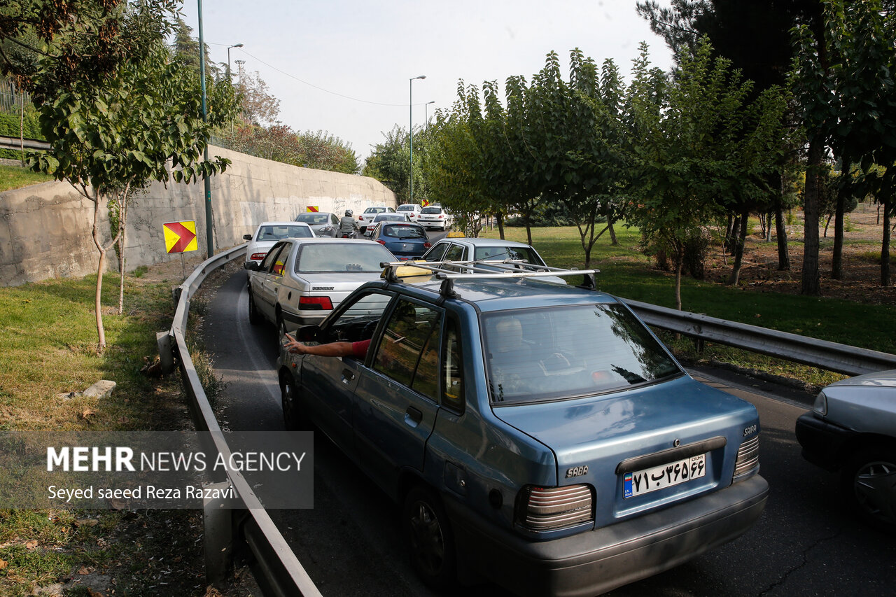 ترافیک در آزادراه کرج – تهران سنگین است