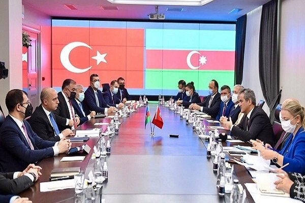 Azerbaycan Eğitim Bakanı, Türk mevkidaşı ile görüştü