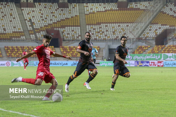 Foolad 2-1 Mes Rafsanjan: IPL
