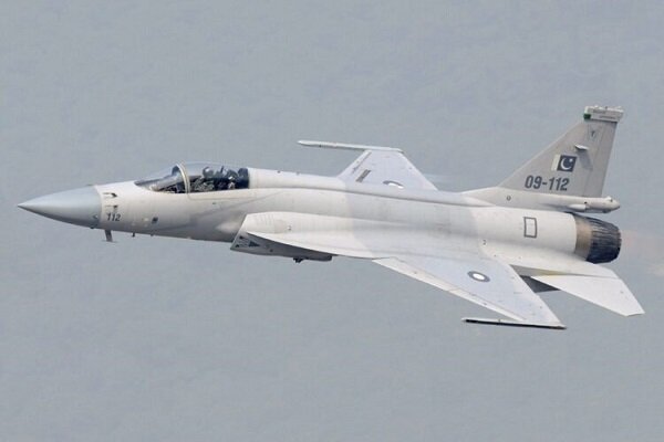 Azerbaycan, Pakistan’dan savaş uçağı almayı planlıyor