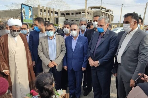دامغان میزبان وزیر بهداشت/ نماینده رئیسی در صد دروازه دامغان میزبان وزیر بهداشت/ نماینده رئیسی در صد دروازه