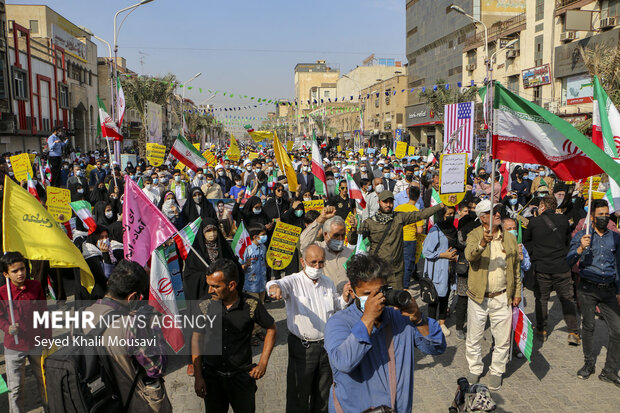 Ahavaz people mark Fight against Global Arrogance Day