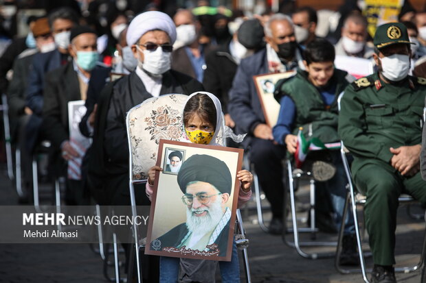 Zanjan hosts ceremony of Fight against Global Arrogance Day