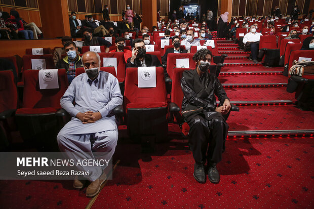 اختتامیه هفتمین جشنواره فیلم کوتاه دانش آموزی بعد ازظهر امروز پنجشنبه در تالار اندیشه حوزه هنری برگزار شد