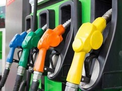 پاکستانی حکومت نے پٹرول کی فی لیٹر قیمت میں 22 روپے سے زائد اضافہ کردیا