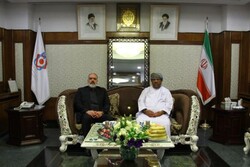 Iran, Oman discuss coop. on health tourism