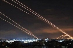 مقابله پدافند هوایی سوریه با اهداف متخاصم در حمص