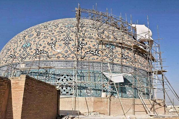 مسجد شیخ لطف‌الله سرطان دارد/ بعد گنبد نوبت محراب است