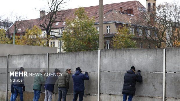 سی و دومین سالگرد فروریختن دیوار برلین