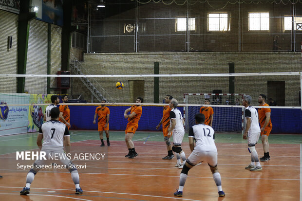 افتتاحیه مسابقات والیبال بین پلیس های تخصصی  بعدازظهر امروز برگزار شد