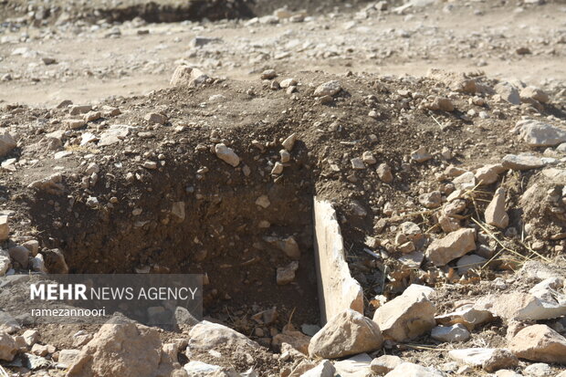 قبرستان منجل ایلام