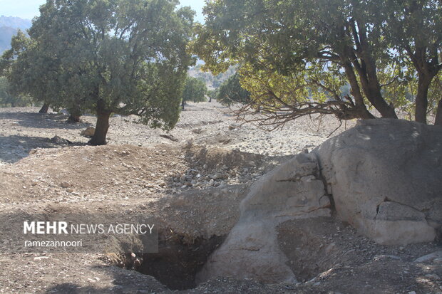 قبرستان منجل ایلام