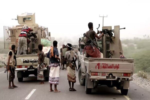 عقب نشینی مزدوران سعودی از ده ها موضع در الحدیده یمن
