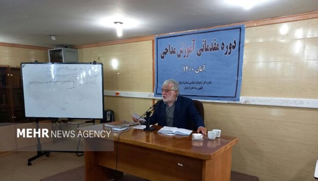 برگزاری کارگاه هنر مداحی در اردبیل/۱۷۰۰ مداح فعالیت دارند