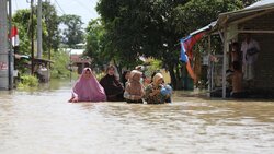 سیل در اندونزی جان دو نفر را گرفت