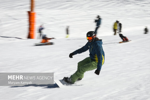 Re-opening of Tehran skiing resort
