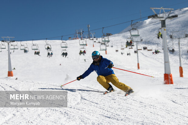 Re-opening of Tehran skiing resort
