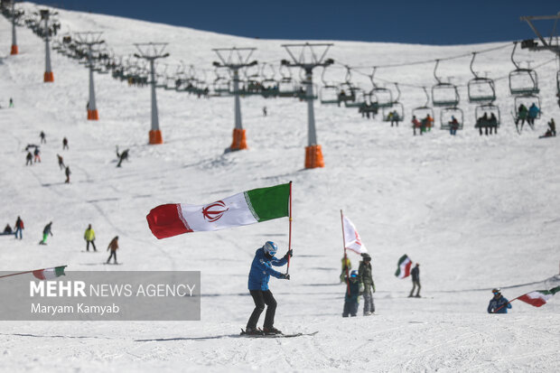 Re-opening of Tehran skiing resort
