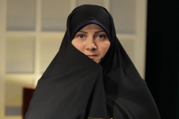 در امر به معروف نگاه مهربانانه لازم است/عملکرد ضعیف و غلط رسانه در ترویج فرهنگ حجاب