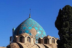 کهنه شدن زخم گنبد فیروزه ای/میراث فرهنگی و اوقاف کرمان توضیح دهند