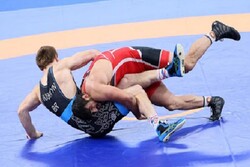 2 Iranian wrestlers advance to final at Armenian C'ships