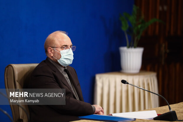 محمدباقر قالیباف رئیس مجلس در جلسه شورای عالی انقلاب فرهنگی حضور دارد