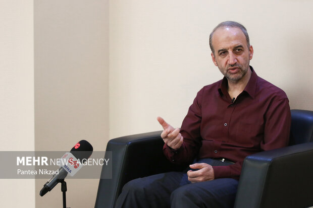 محمد سرافراز رئیس سابق سازمان صدا و سیما به سوالات خبرنگار هنری مهر پاسخ داد