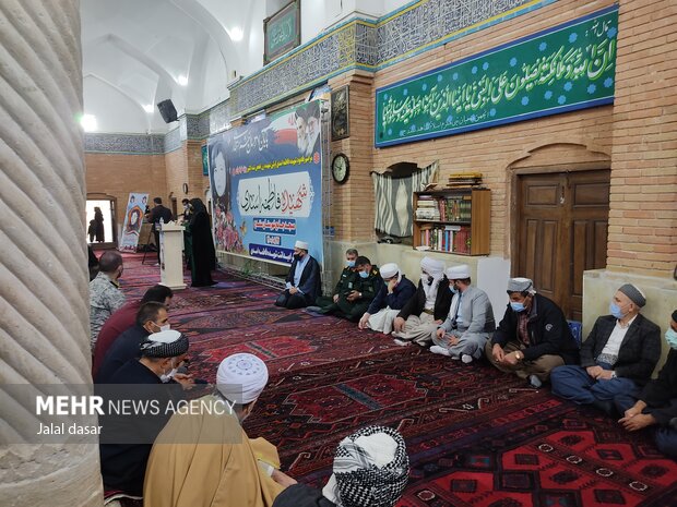 برگزاری یادواره شهیده فاطمه اسدی با حضور بانوان بسیجی کردستان