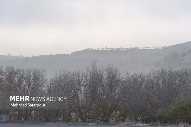 Zayende Rud Nehri'ni sis sardı