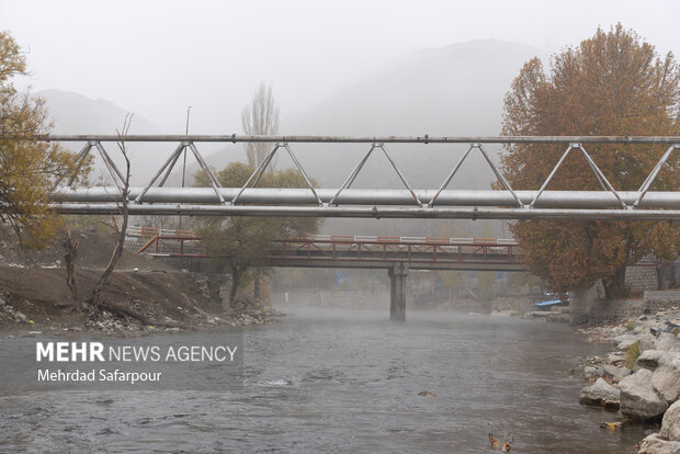 “Zayandeh Rud” immersed in fog
