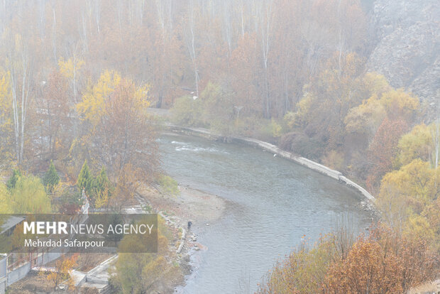 Zayende Rud Nehri'ni sis sardı