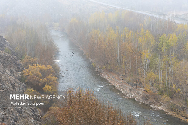 “Zayandeh Rud” immersed in fog
