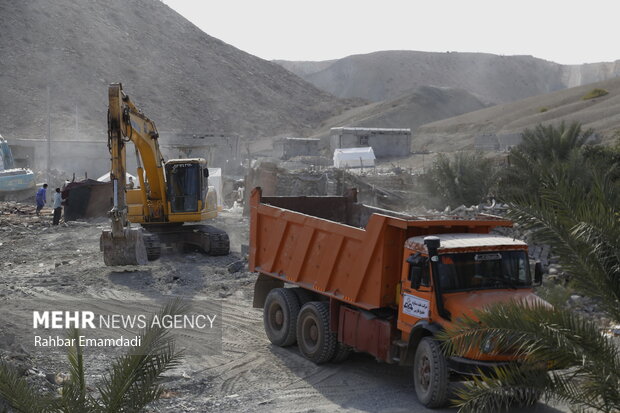 آغاز بازسازی مناطق زلزله زده روستای « گیشان غربی»