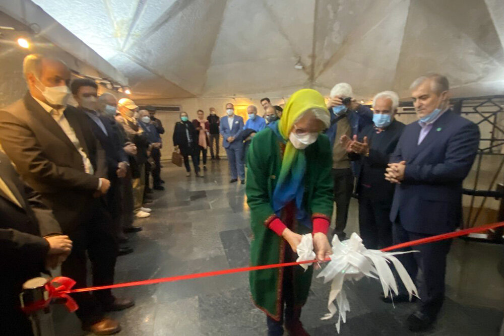 افتتاح نمایشگاه آثار زنده‌یاد فخارمنفرد در برج آزادی