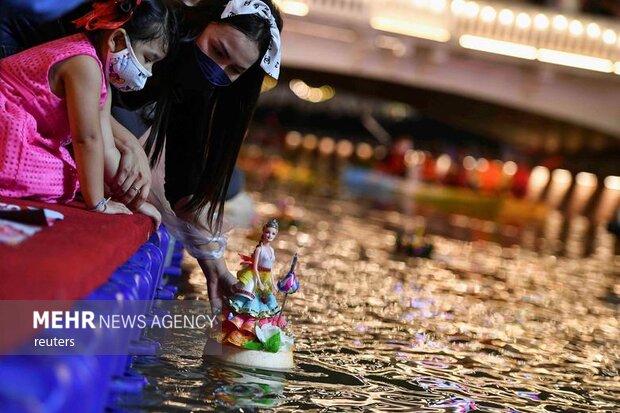 جشنواره سبدهای شناور در تایلند