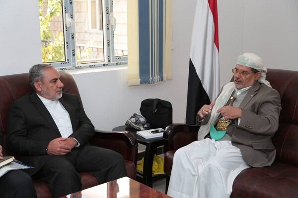 التعاون الإيراني اليمني المشترك بين وزير التربية اليمني وسفير ايران بصنعاء