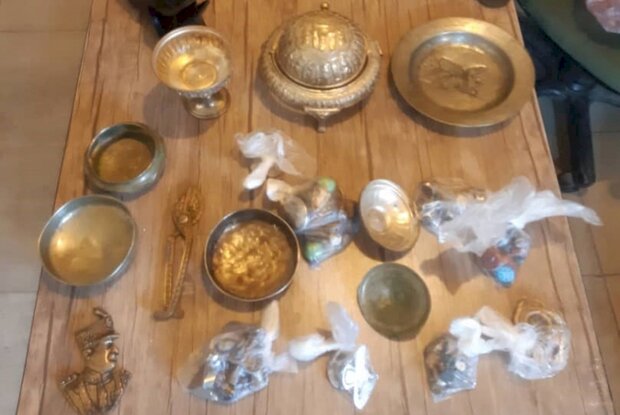  انهدام باند قاچاق اشیاء تاریخی توسط ماموران پلیس فرودگاه امام 
