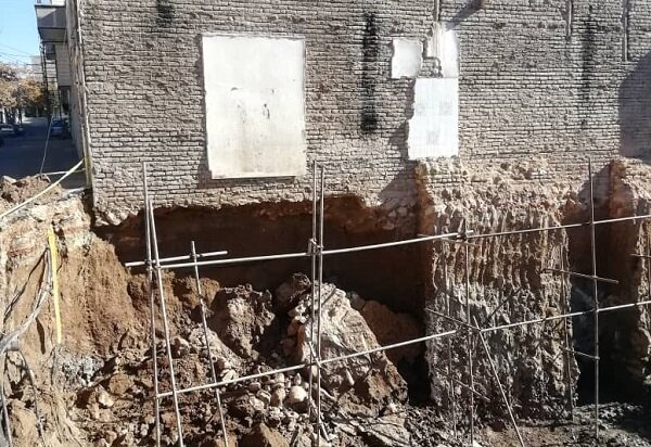 گودبرداری غیراصولی در تبریز و ریزش دیوار یک ساختمان