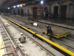 استفاده از تولیدات داخلی برای تامین قطعات مترو/تولید ریل های قطار توسط ذوب آهن اصفهان